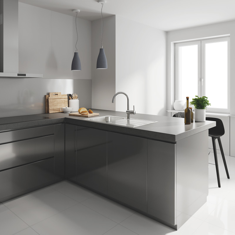 Смеситель для кухни с выдвижным изливом Grohe Minta