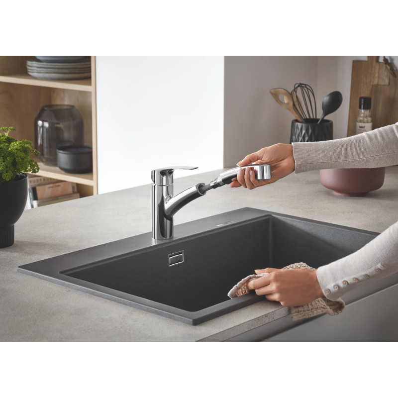 Смеситель для кухни с выдвижным изливом Grohe Eurosmart New