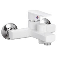 Смеситель для ванны Plamix Oscar-009 Euro White (без шланга и лейки)