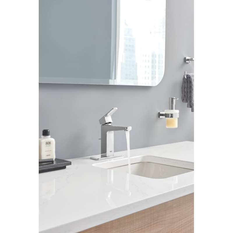 Дозатор рідкого мила Grohe Essentials Cube New