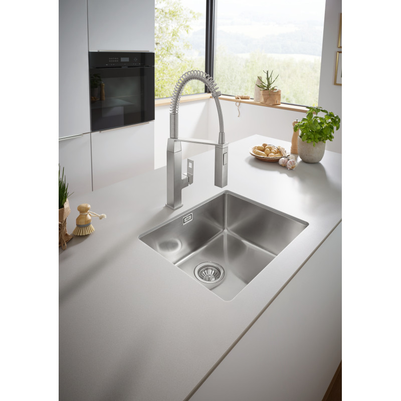 Смеситель для кухни с гибким изливом Grohe Eurocube