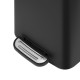 Мусорное ведро с плавным закрытием квадратное Zerix Kubix-TC0108 Black 8 л цвет черный